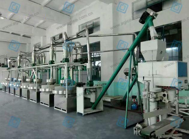 Flour compounded machine